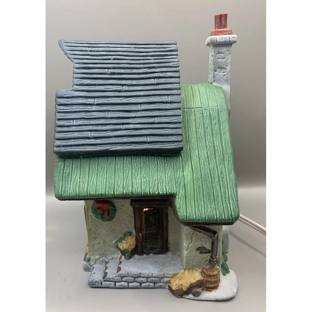 Vintage Santa's Best Our Town‎ Porcelain Collectable 1st Ed The Wilson House